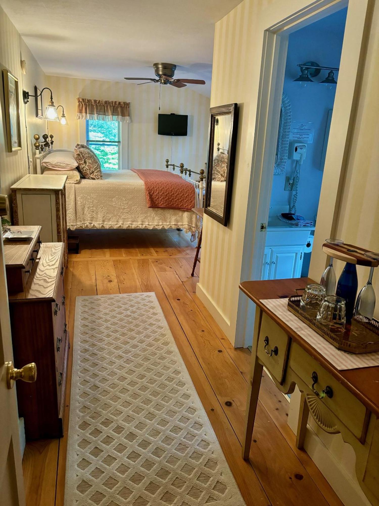 Buttonwood Inn On Mount Surprise North Conway Quarto foto